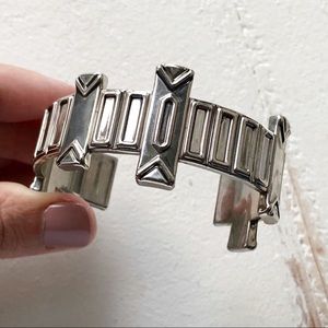 House of Harlow 1960 Silver Totem Pole Cuff